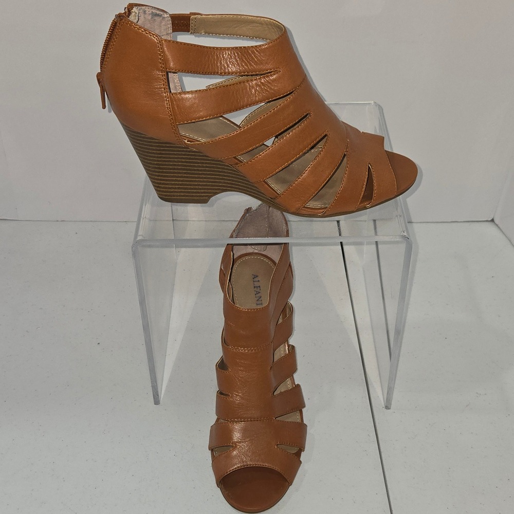 Alfani Womens Cognac Brown Strappy Wedge Sandals Open Toe Size 9 AD5